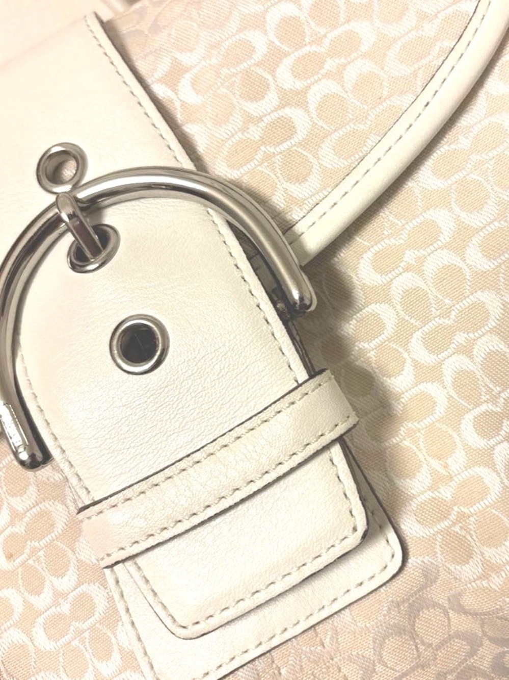 FASHION BAGS Coach Soho Signiture Bag, white and cream - Picture 3 of 3